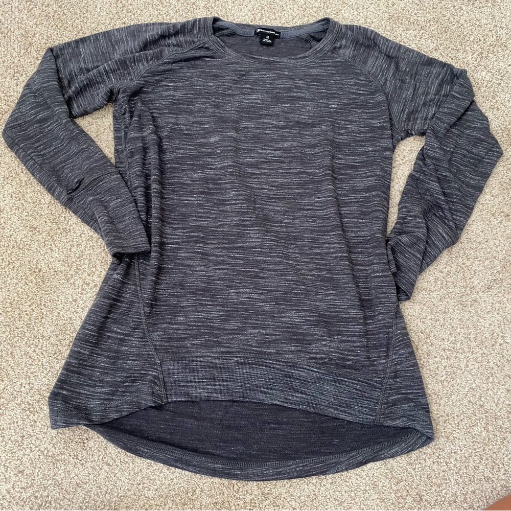 LIKE NEW Champion Pullover Sweatshirt